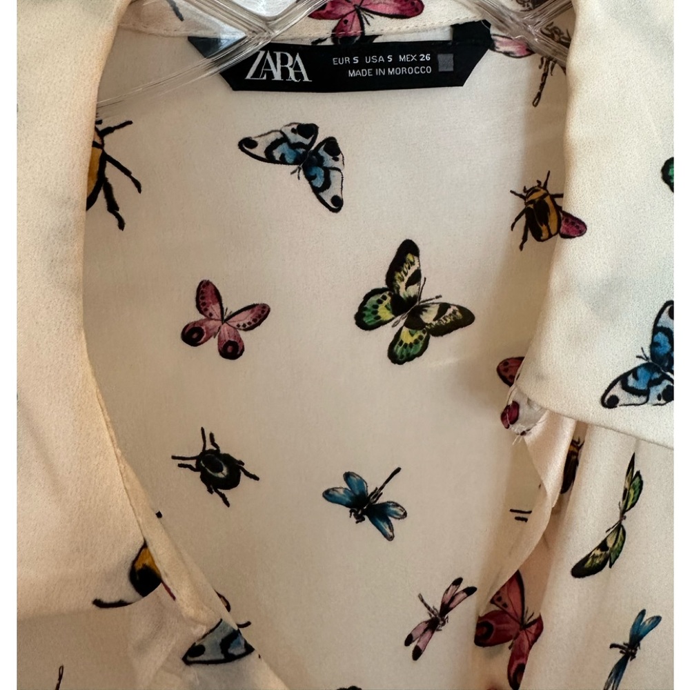 Zara, small, silk white with butterflies